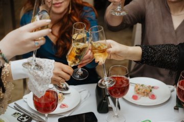 Идеальный новогодний корпоратив в Elements Hotel Киров 5* и ресторане FOUR